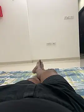 Snapshot of HIMSEXY chatting on 01-07-25, 05:31 HIMSEXY online show from 01-07-25, 05:31