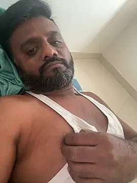 Snapshot of HIMSEXY chatting on 01-18-25, 10:17 HIMSEXY online show from 01-18-25, 10:17