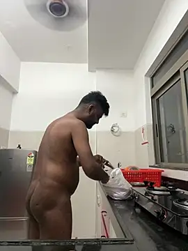 Snapshot of HIMSEXY chatting on 02-06-25, 02:15 HIMSEXY online show from 02-06-25, 02:15