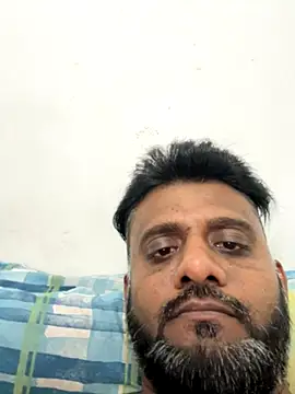 Snapshot of HIMSEXY chatting on 10-15-25, 01:55 HIMSEXY online show from 10-15-25, 01:55