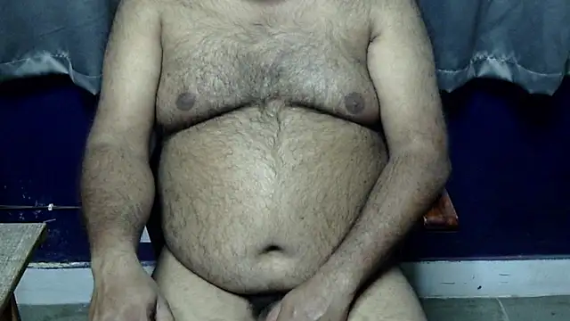 Snapshot of hairysubcub_70 chatting on 02-02-26, 05:44 hairysubcub 70 online show from 02-02-26, 05:44