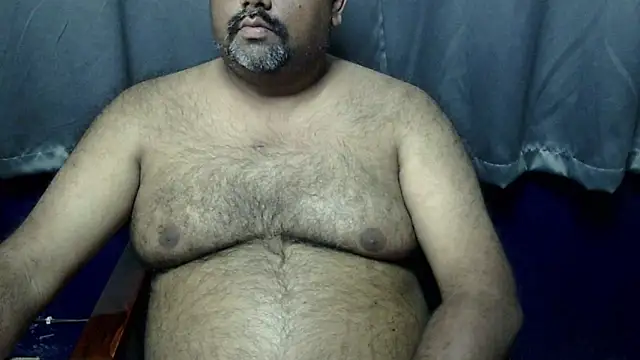 Snapshot of hairysubcub_70 chatting on 02-11-26, 08:08 hairysubcub 70 online show from 02-11-26, 08:08