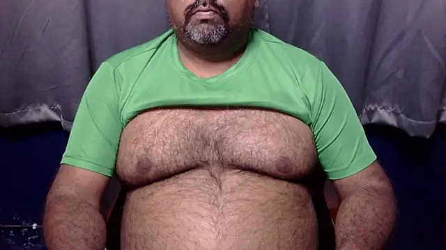 Snapshot of hairysubcub_70 chatting on 02-12-26, 10:10 hairysubcub 70 online show from 02-12-26, 10:10