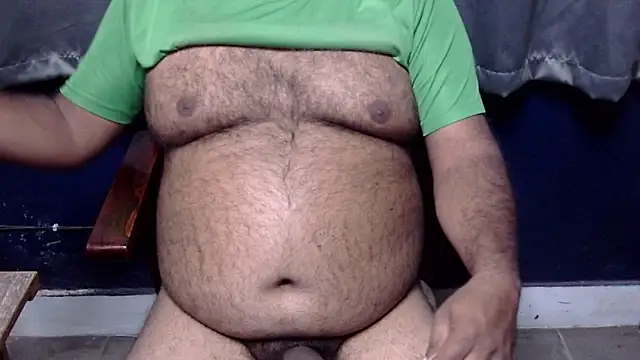 Snapshot of hairysubcub_70 chatting on 02-15-26, 07:51 hairysubcub 70 online show from 02-15-26, 07:51