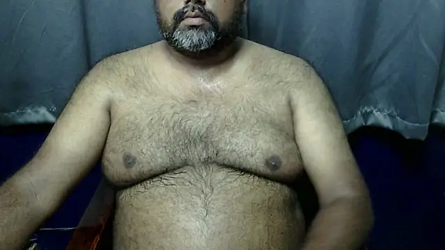 Snapshot of hairysubcub_70 chatting on 03-02-26, 07:48 hairysubcub 70 online show from 03-02-26, 07:48