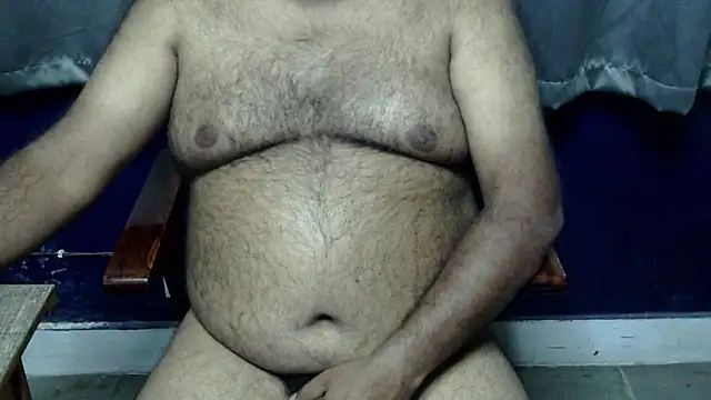 Snapshot of hairysubcub_70 chatting on 03-03-26, 06:36 hairysubcub 70 online show from 03-03-26, 06:36
