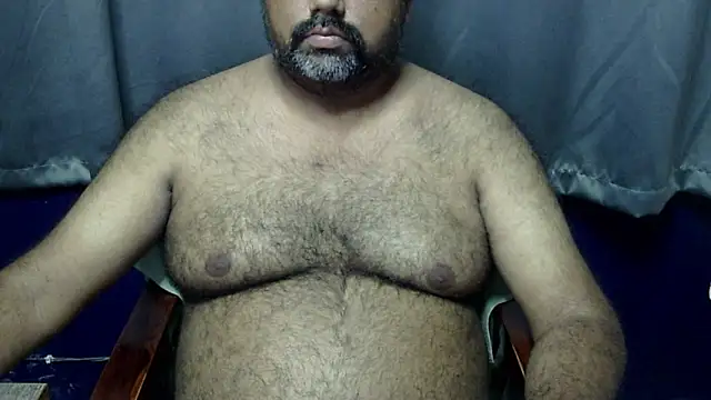 Snapshot of hairysubcub_70 chatting on 06-29-26, 10:48 hairysubcub 70 online show from 06-29-26, 10:48