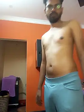 arhan3043 online show from 10-01-25, 02:12