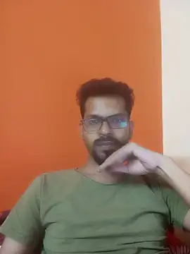 arhan3043 online show from 10-15-25, 09:42