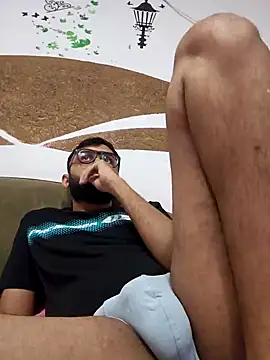 Snapshot of love4shownude chatting on 12-28-24, 02:33 love4shownude online show from 12-28-24, 02:33