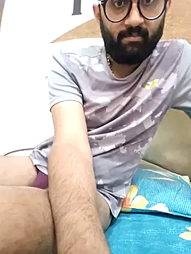 Snapshot of love4shownude chatting on 01-06-25, 02:26 love4shownude online show from 01-06-25, 02:26