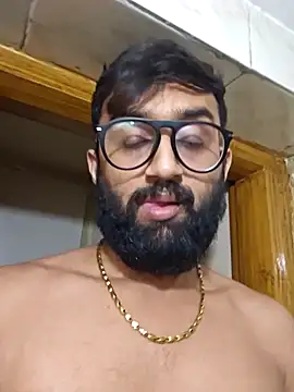 Snapshot of love4shownude chatting on 01-13-25, 04:19 love4shownude online show from 01-13-25, 04:19