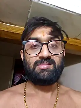 Snapshot of love4shownude chatting on 02-16-25, 03:16 love4shownude online show from 02-16-25, 03:16