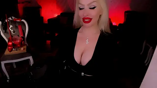 Snapshot of GreedyFinDom chatting on 05-15-26, 02:46 GreedyFinDom online show from 05-15-26, 02:46
