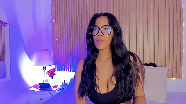 GenesisRuiz online show from 02-20-25, 04:03