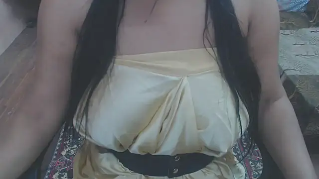 Snapshot of Mahikhanna_ chatting on 02-05-26, 07:18 Mahikhanna online show from 02-05-26, 07:18