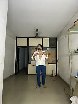 Snapshot of Spicy_aryan chatting on 11-05-25, 04:40 Spicy aryan online show from 11-05-25, 04:40