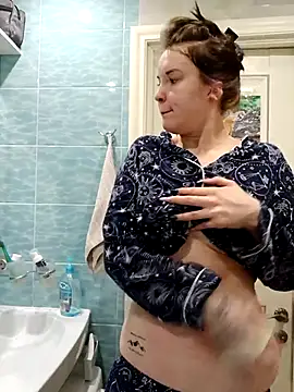 LazyTanukii online show from 11-03-25, 06:47