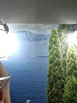 LazyTanukii online show from 01-13-26, 06:40