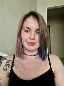 Snapshot of LazyTanukii chatting on 07-05-26, 04:03 LazyTanukii online show from 07-05-26, 04:03