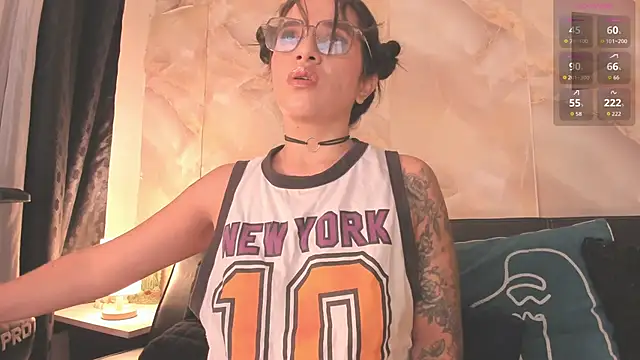 Snapshot of kathypink_ chatting on 12-20-25, 04:52 kathypink online show from 12-20-25, 04:52