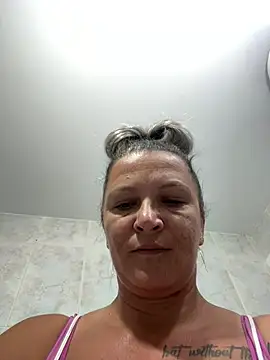 dannydoll33 online show from 01-17-25, 11:06