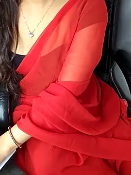 Snapshot of aliyaah_singh chatting on 05-08-26, 05:51 aliyaah singh online show from 05-08-26, 05:51
