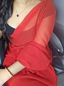 Snapshot of aliyaah_singh chatting on 05-18-26, 06:14 aliyaah singh online show from 05-18-26, 06:14