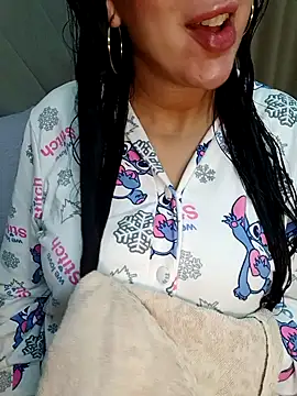 Snapshot of Queen_sousou chatting on 12-03-25, 11:25 Queen sousou online show from 12-03-25, 11:25