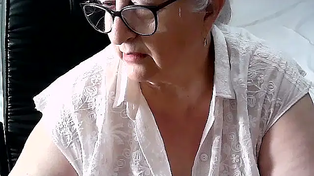 LolkaAlyss online show from 02-18-25, 01:11