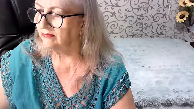 LolkaAlyss online show from 10-22-25, 07:02