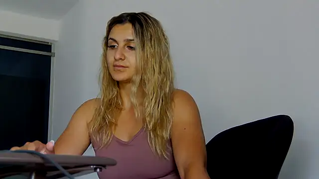 NicolePlay online show from 07-19-26, 10:41