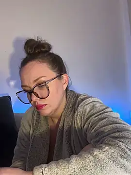 Snapshot of FemDom_RubyKnightXXO chatting on 02-11-25, 10:28 FemDom RubyKnightXXO online show from 02-11-25, 10:28