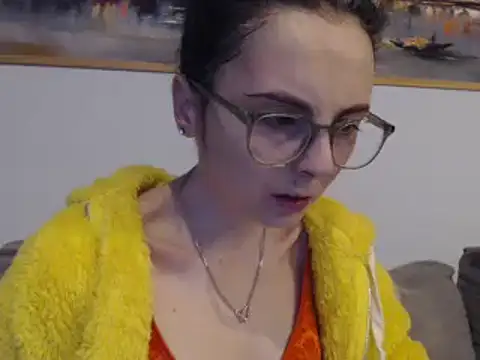 cleophee online show from 02-19-25, 06:44