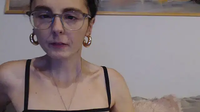 cleophee online show from 10-06-25, 05:38