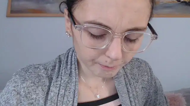 cleophee online show from 04-15-26, 05:58