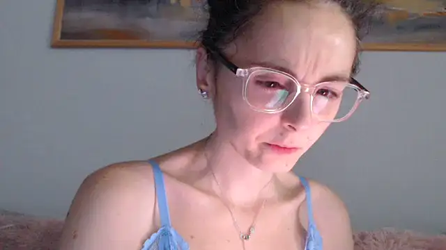 Snapshot of cleophee chatting on 07-07-26, 06:47 cleophee online show from 07-07-26, 06:47