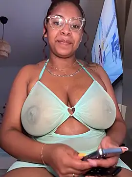 Snapshot of kataryna69 chatting on 09-25-25, 05:16 kataryna69 online show from 09-25-25, 05:16