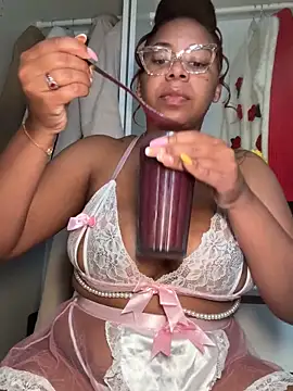 Snapshot of kataryna69 chatting on 09-26-25, 05:33 kataryna69 online show from 09-26-25, 05:33