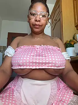 Snapshot of kataryna69 chatting on 04-29-26, 08:18 kataryna69 online show from 04-29-26, 08:18