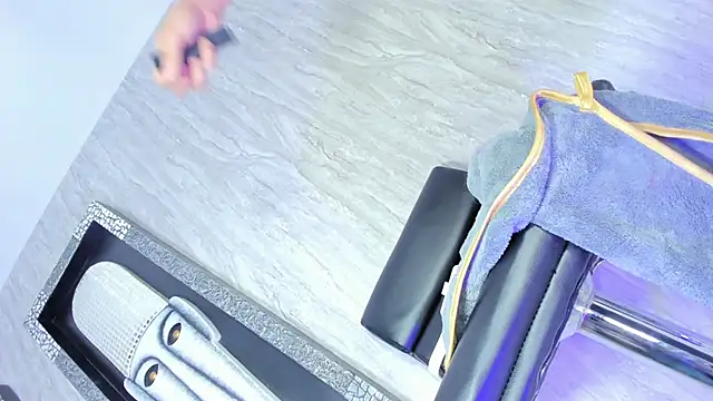 Snapshot of Tamara_18 chatting on 03-23-26, 06:39 Tamara 18 online show from 03-23-26, 06:39