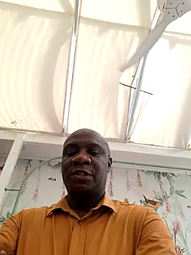 Snapshot of DeBongz4242 chatting on 09-16-25, 12:06 DeBongz4242 online show from 09-16-25, 12:06