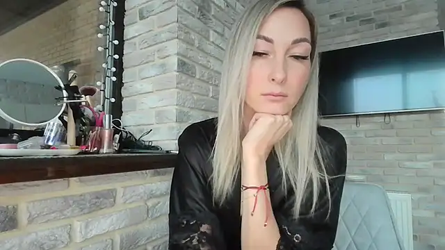 StarryHanna online show from 02-17-26, 02:35