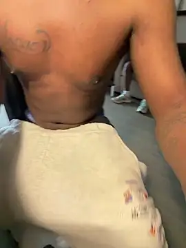 Snapshot of btmhotfun4 chatting on 04-05-26, 09:01 btmhotfun4 online show from 04-05-26, 09:01