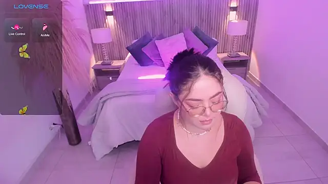 emmy walker online show from 10-24-25, 11:06