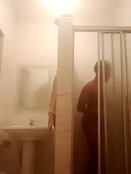 Snapshot of Lilsavvy chatting on 11-16-25, 05:07 Lilsavvy online show from 11-16-25, 05:07