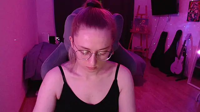 Snapshot of AnabelFrel chatting on 01-26-25, 12:48 AnabelFrel online show from 01-26-25, 12:48