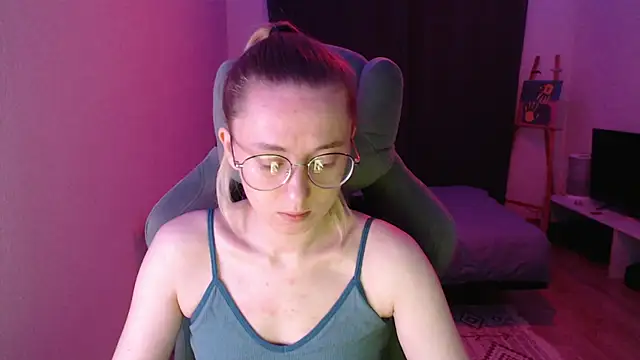 Snapshot of AnabelFrel chatting on 11-27-25, 01:18 AnabelFrel online show from 11-27-25, 01:18