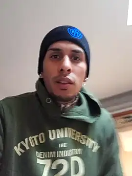 Snapshot of sexcampene chatting on 01-17-25, 08:02 sexcampene online show from 01-17-25, 08:02