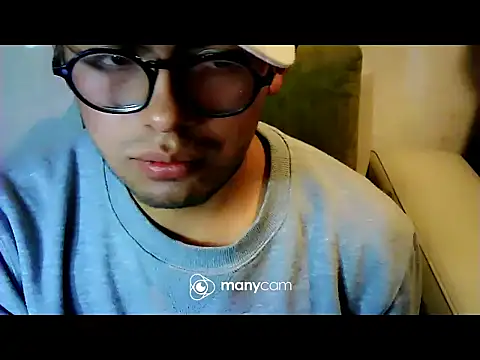Snapshot of ernestotb20 chatting on 07-24-26, 02:53 ernestotb20 online show from 07-24-26, 02:53